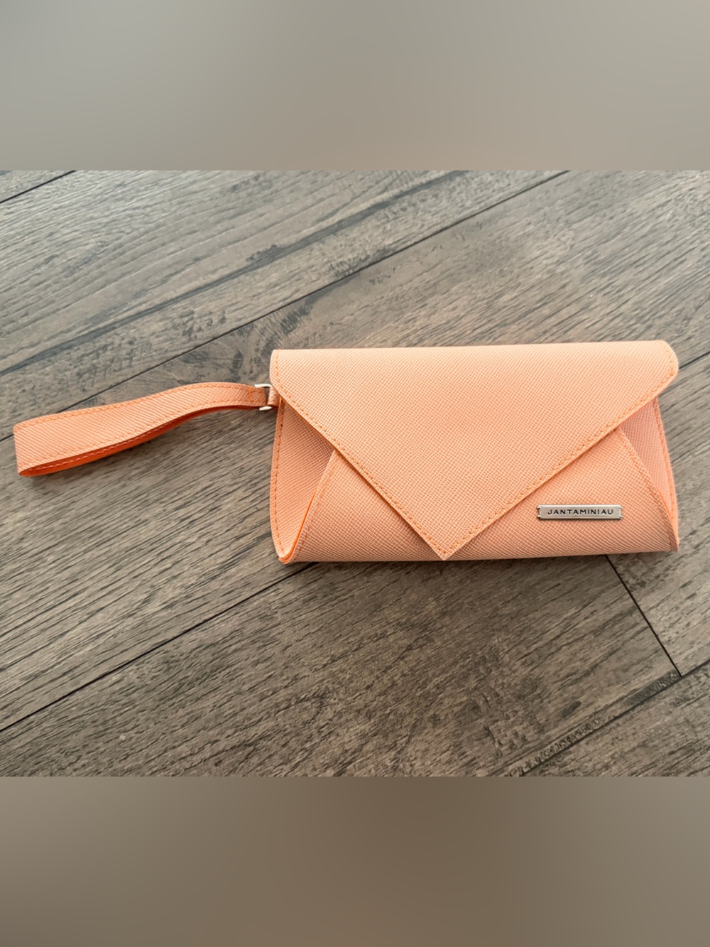 Jantaminiau Peach Envelope Wristlet Clutch